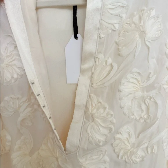 English Factory SCULPTED FLORAL MINI DRESS - size small - NWT - ivory - Picture 9 of 11